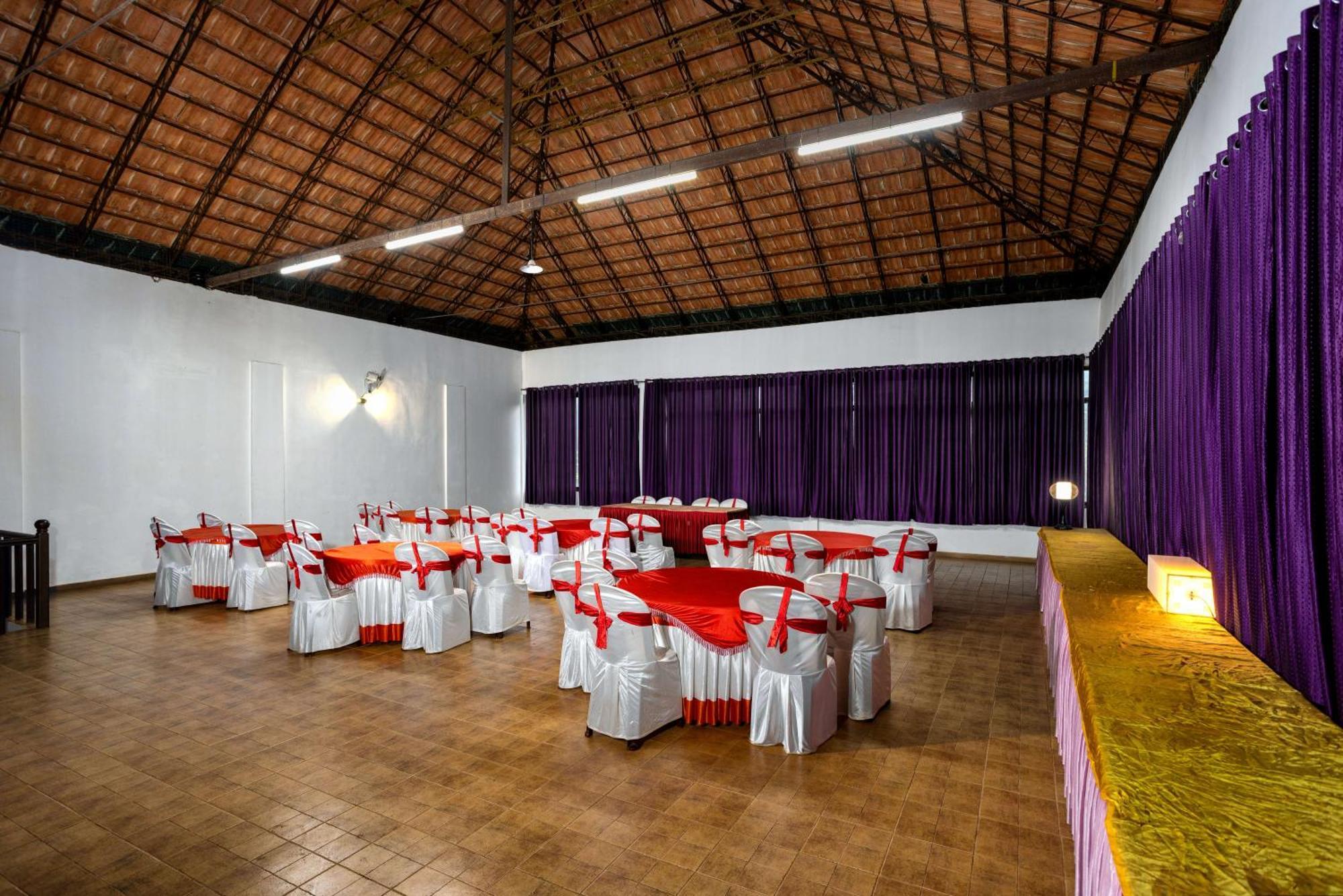 Nexstay Lakkidi Village Resort
